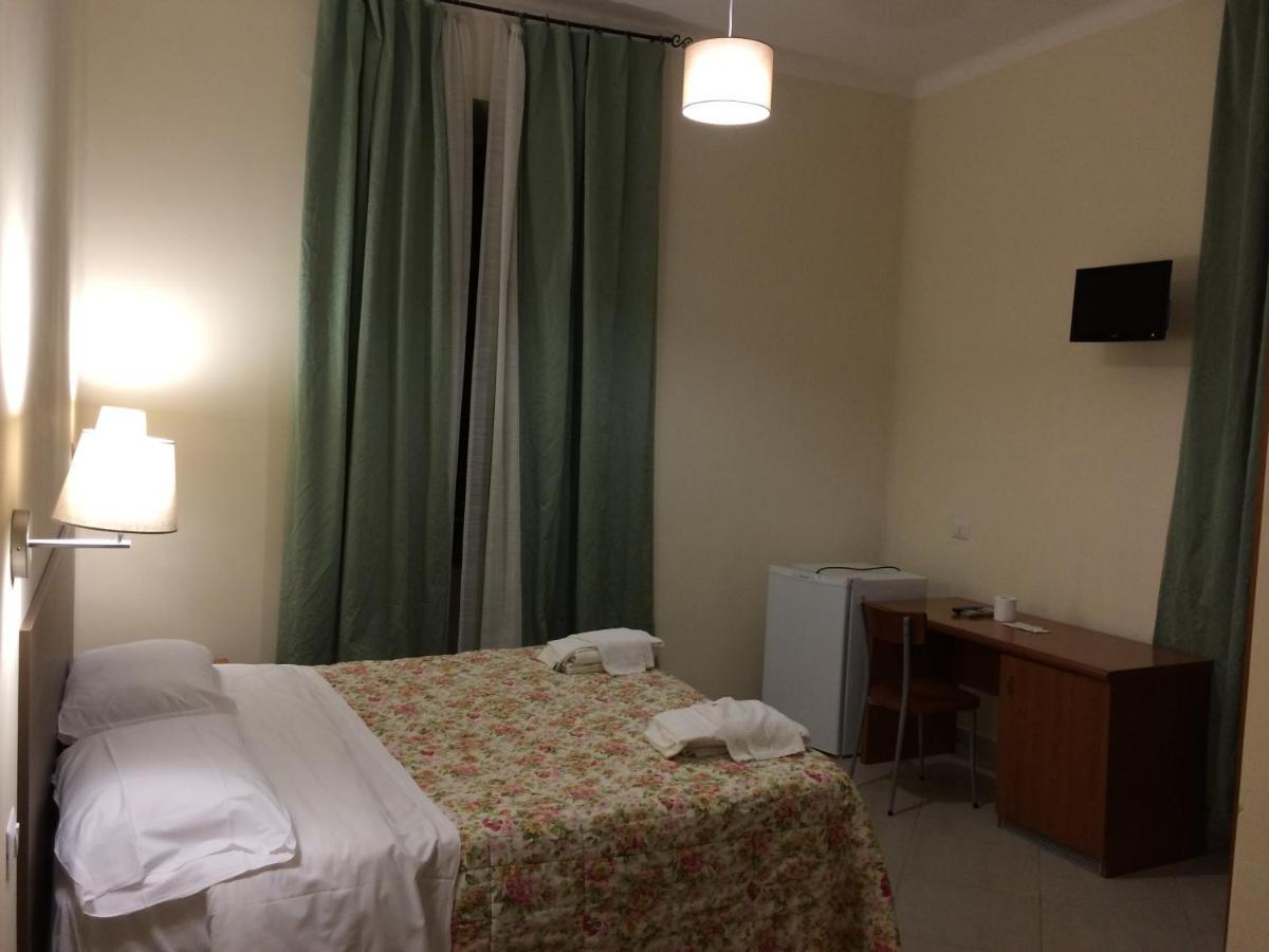 Enrica Hotel *